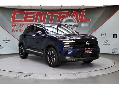 New 2025 Nissan Kicks SV w/ SV Premium Package