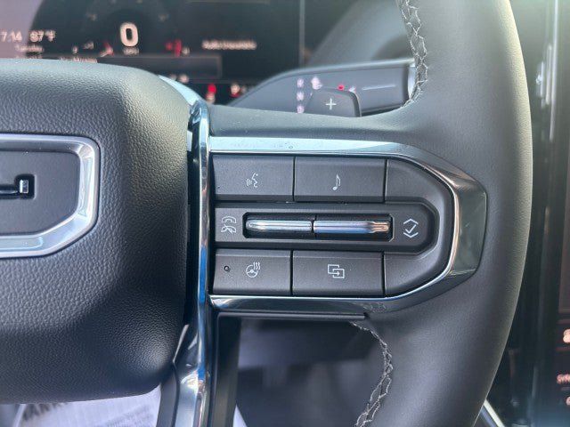 New 2026 GMC Yukon Denali AWD/4WD image 19