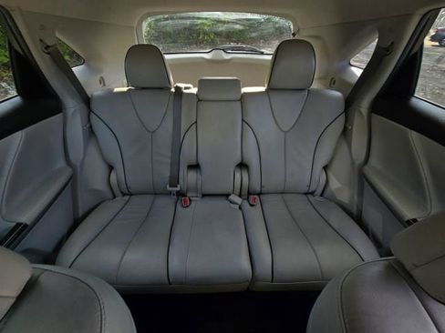 Used 2013 Toyota Venza image 19