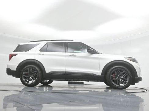 New 2025 Ford Explorer ST w/ Sun And Sound Package image 53