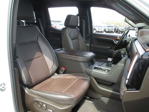 Used 2023 GMC Sierra 1500 Denali w/ Denali Reserve Package image 26