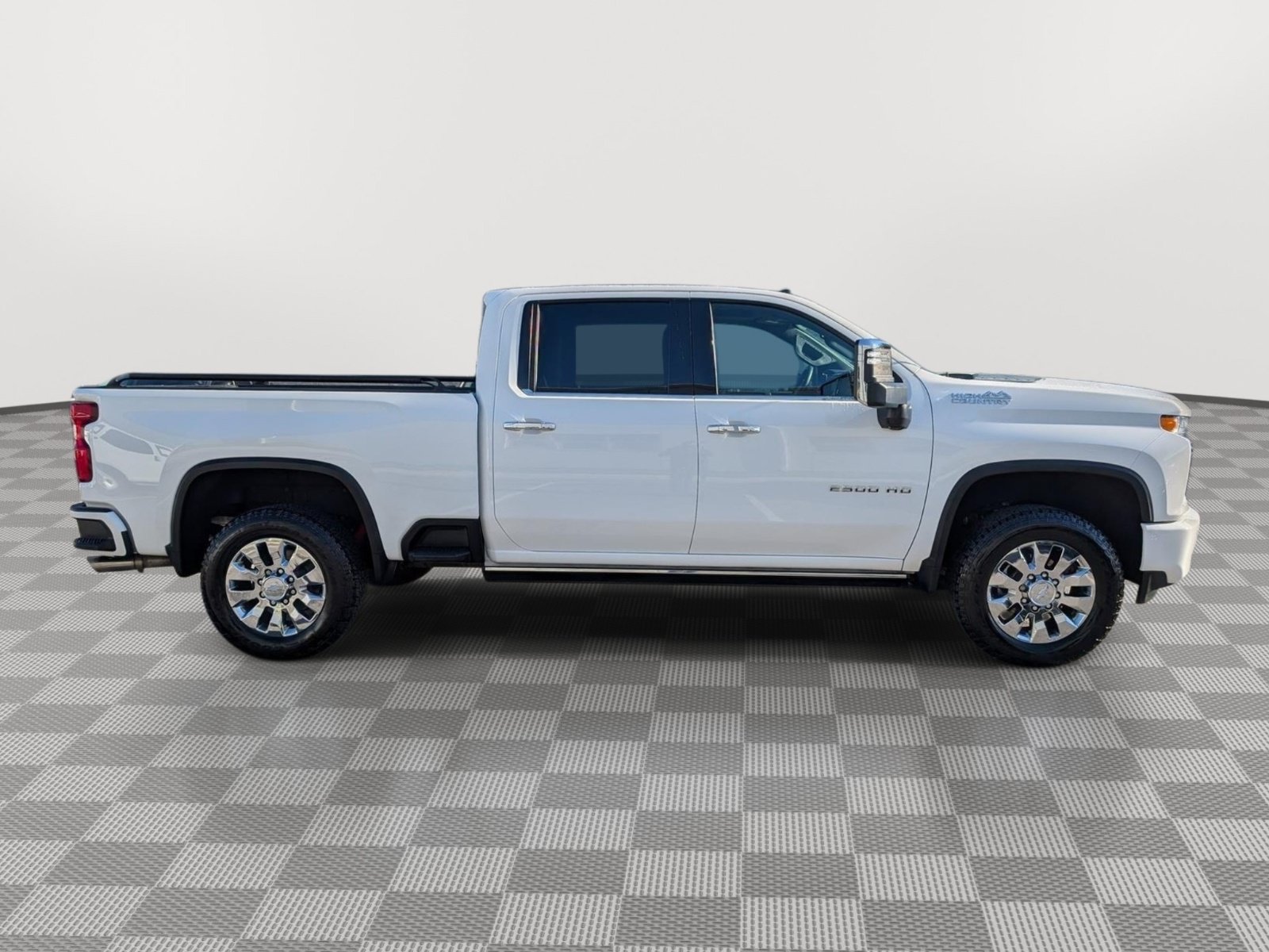 Used 2022 Chevrolet Silverado 2500 High Country w/ Safety Package II AWD/4WD image 6