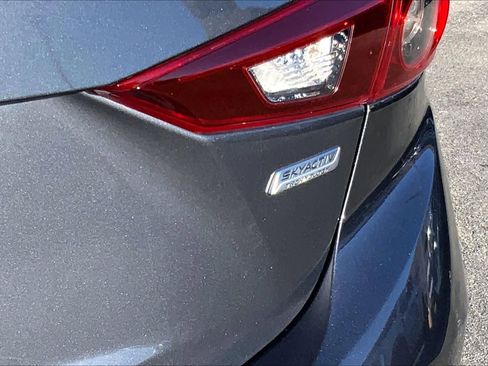 Used 2014 MAZDA MAZDA3 i Touring image 9