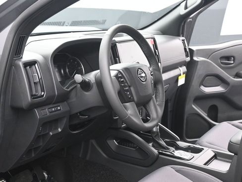 New 2026 Nissan Frontier SV AWD/4WD image 7