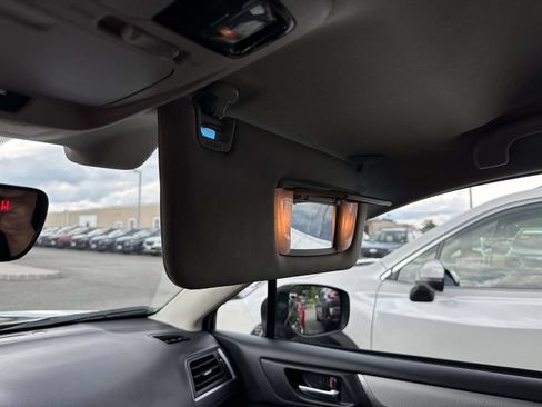 Used 2019 Subaru Outback 2.5i Premium AWD/4WD image 17