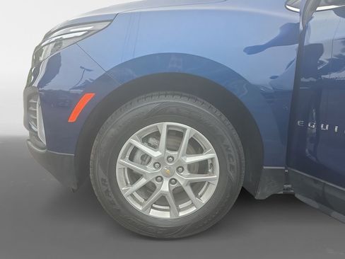 Used 2022 Chevrolet Equinox LT FWD image 13