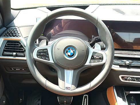 New 2026 BMW X5 xDrive50e w/ M Sport Package AWD/4WD image 19