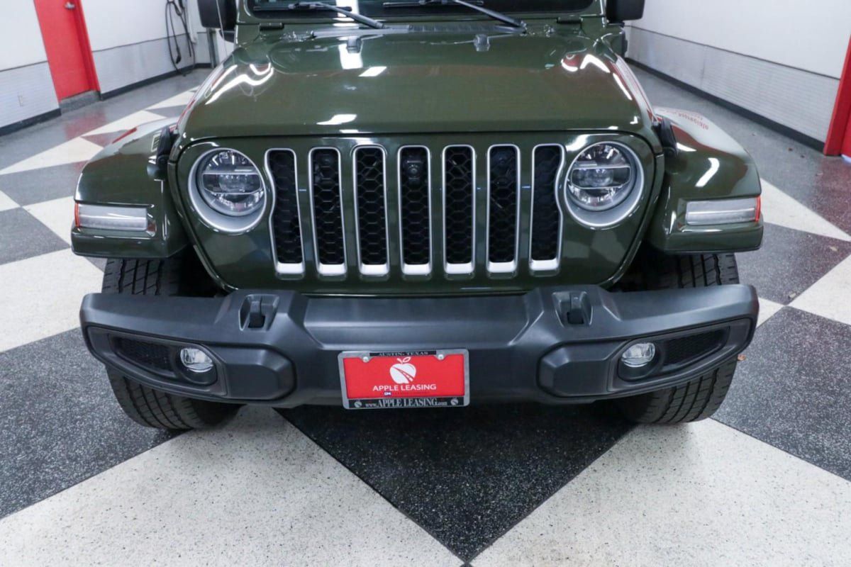 Used 2021 Jeep Wrangler Unlimited Sahara AWD/4WD image 4