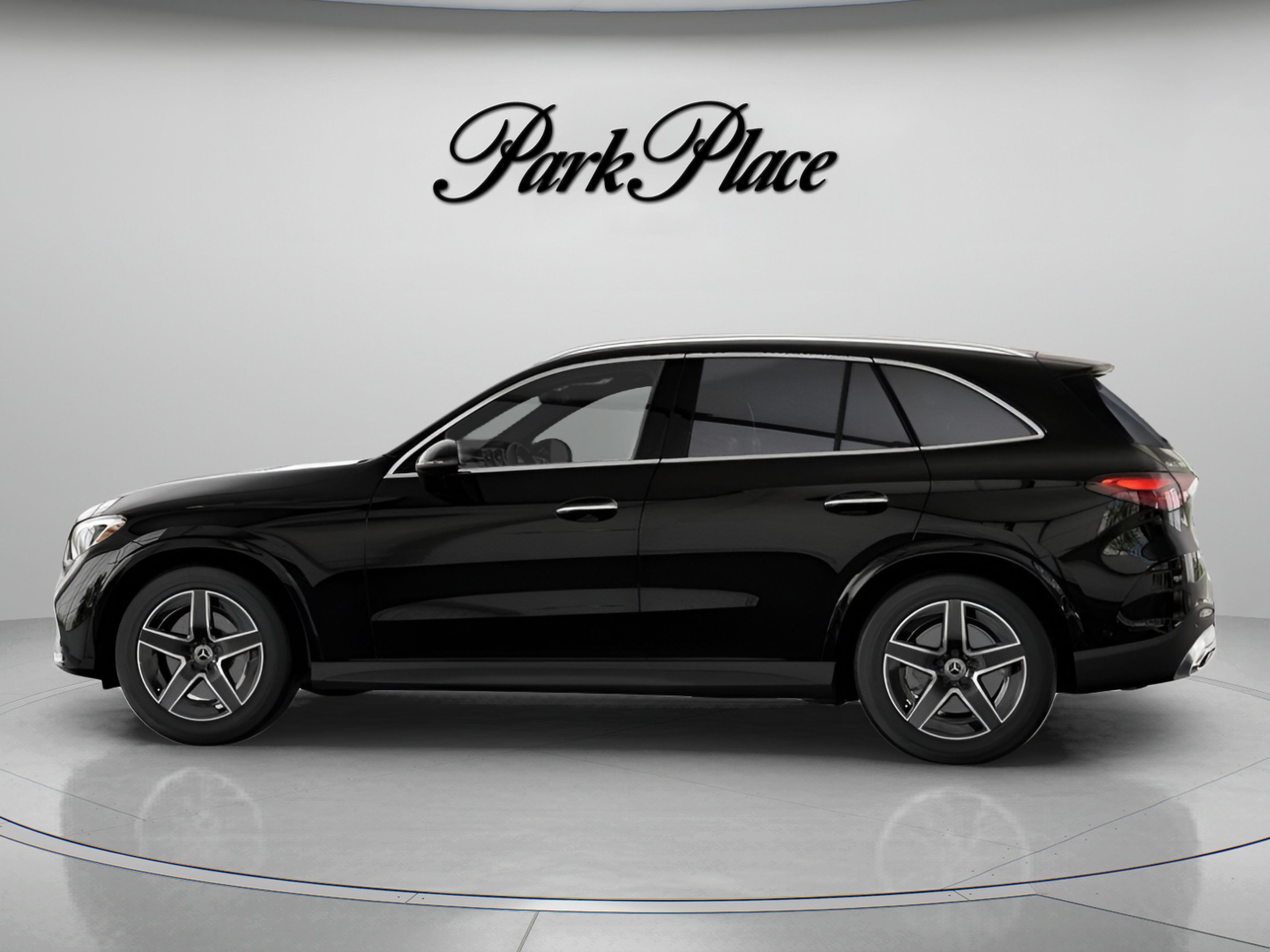 Certified 2026 Mercedes-Benz GLC 300 image 8