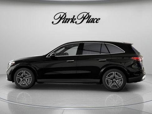 Certified 2026 Mercedes-Benz GLC 300 image 8