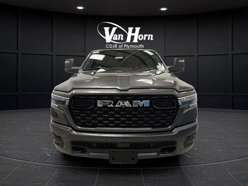 New 2026 RAM 1500 4x4 Crew Cab image 11