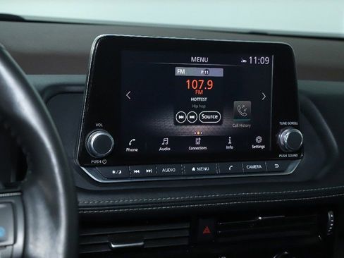 Certified 2021 Nissan Rogue SL image 28