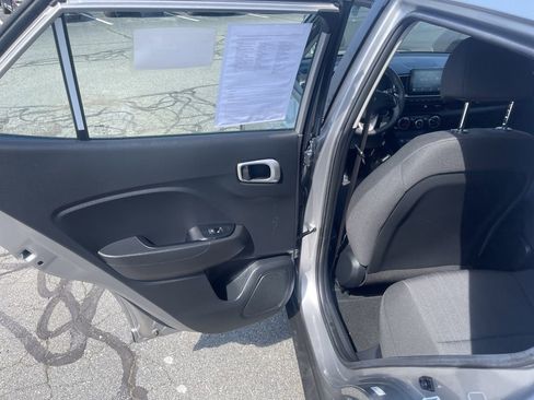 Certified 2023 Hyundai Venue SE w/ Cargo Package FWD image 25