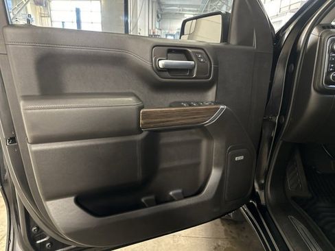 Used 2020 Chevrolet Silverado 1500 RST w/ All-Star Edition image 9