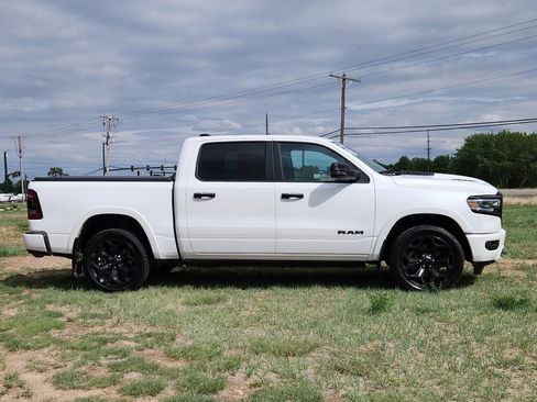 Used 2024 RAM 1500 Limited AWD/4WD image 3