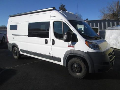 Used 2018 RAM ProMaster 2500 w/ Mopar Trailer Tow Group image 1
