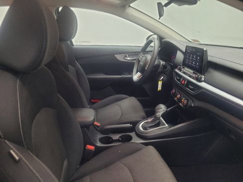 Used 2023 Kia Forte LXS FWD image 21