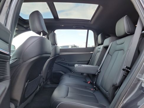 New 2025 Jeep Wagoneer S Limited image 12