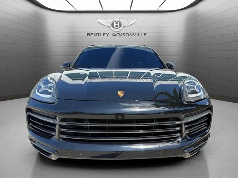Used 2022 Porsche Cayenne image 8