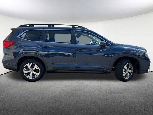 Certified 2024 Subaru Ascent Premium w/ Convenience Package image 18