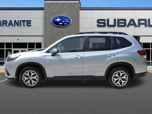 Certified 2024 Subaru Forester Premium AWD/4WD image 7