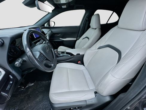 Used 2023 Lexus UX 250h FWD w/ Accessory Package (Z1) image 13