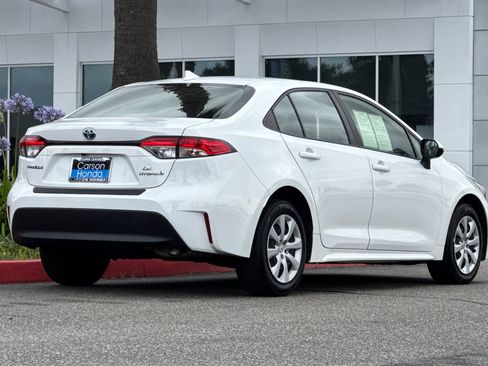 Used 2024 Toyota Corolla LE FWD image 9