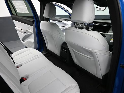 New 2026 Jeep Cherokee Limited AWD/4WD image 21