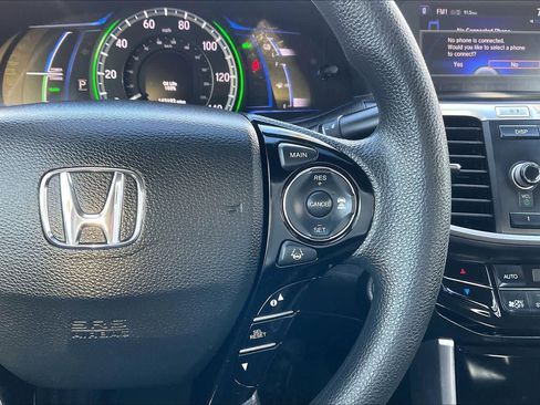 Used 2017 Honda Accord Hybrid Sedan image 25