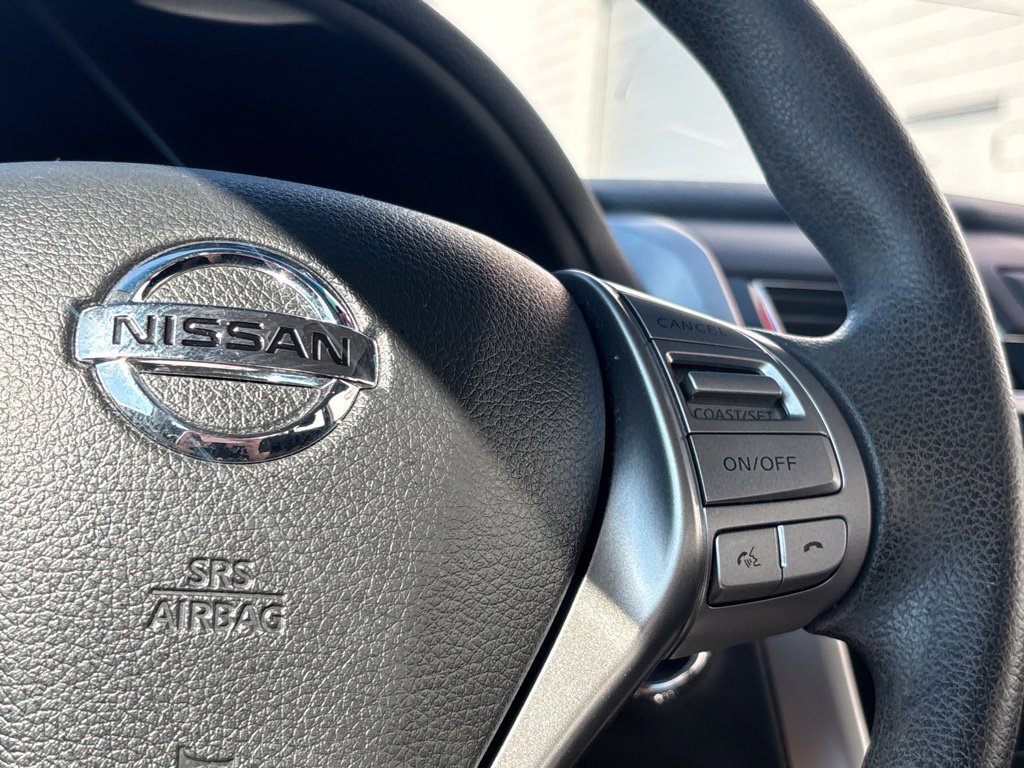 Used 2013 Nissan Altima 2.5 S FWD image 21