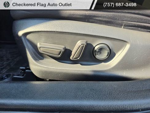 Used 2021 Toyota Camry LE FWD image 21