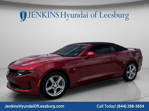 Used 2024 Chevrolet Camaro LT w/ Technology Package RWD image 11
