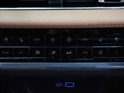 New 2026 Chevrolet Equinox ACTIV w/ Convenience Package III image 28