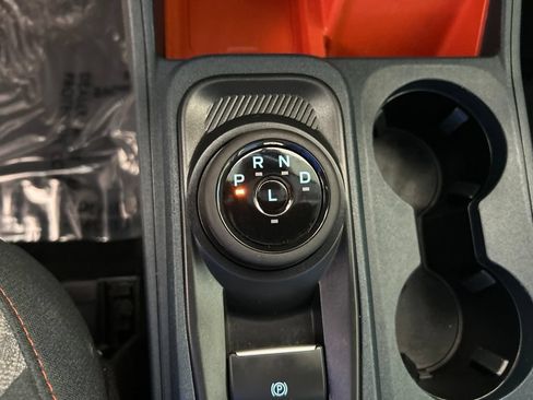 Used 2022 Ford Maverick XLT FWD image 9