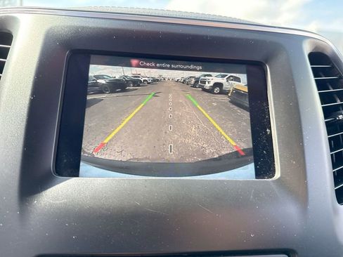 Used 2020 Jeep Cherokee Latitude Plus w/ Cold Weather Group image 17