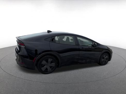 Used 2025 Toyota Prius LE image 15