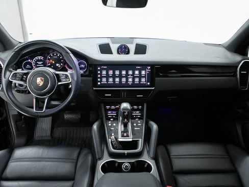 Certified 2023 Porsche Cayenne image 13