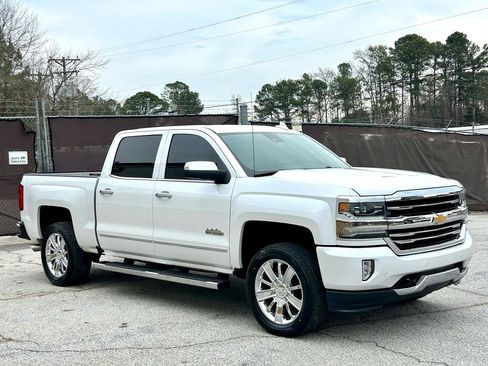 Used 2017 Chevrolet Silverado 1500 High Country image 4