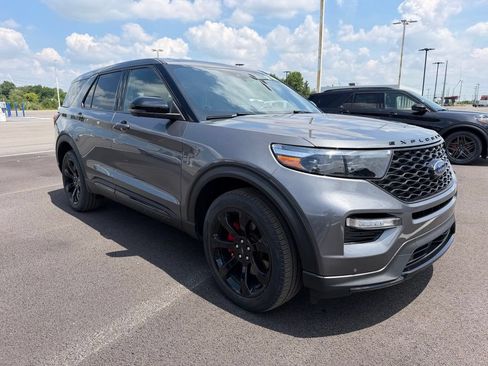 Used 2022 Ford Explorer ST w/ Equipment Group 401A AWD/4WD image 3