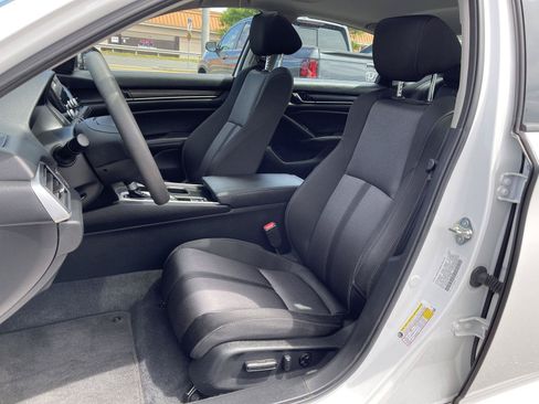 Used 2020 Honda Accord EX image 14