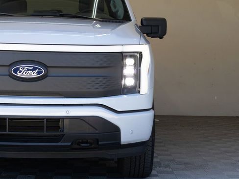 Used 2025 Ford F150 Lightning Flash AWD/4WD image 5