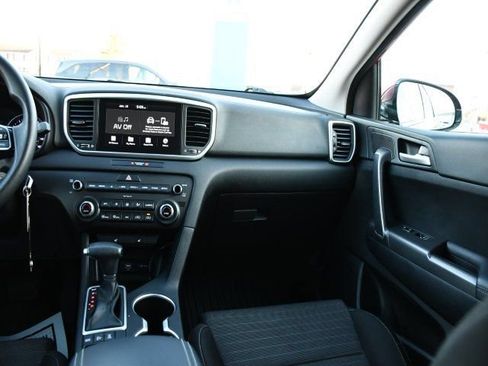 Used 2021 Kia Sportage LX w/ LX AWD Popular Package image 23