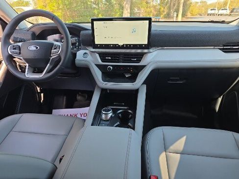 Certified 2025 Ford Explorer Active w/ Active Comfort Package image 2