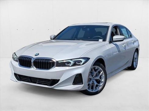 Used 2025 BMW 330i Sedan image 1