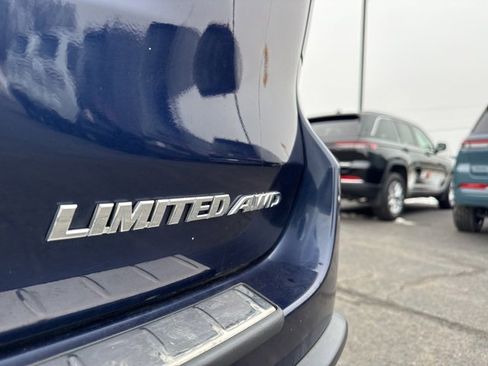 Used 2016 Toyota Highlander Limited image 9