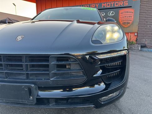 Used 2017 Porsche Macan GTS AWD/4WD image 5