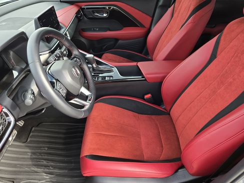 Certified 2025 Acura ADX A-Spec image 11