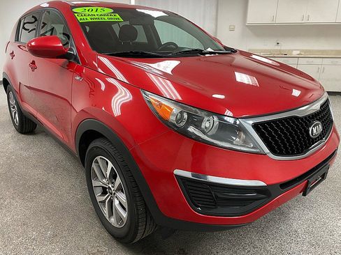 Used 2015 Kia Sportage LX image 3