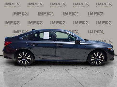 Used 2024 Honda Civic EX image 6