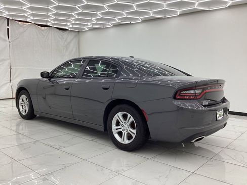 Used 2022 Dodge Charger SXT image 12